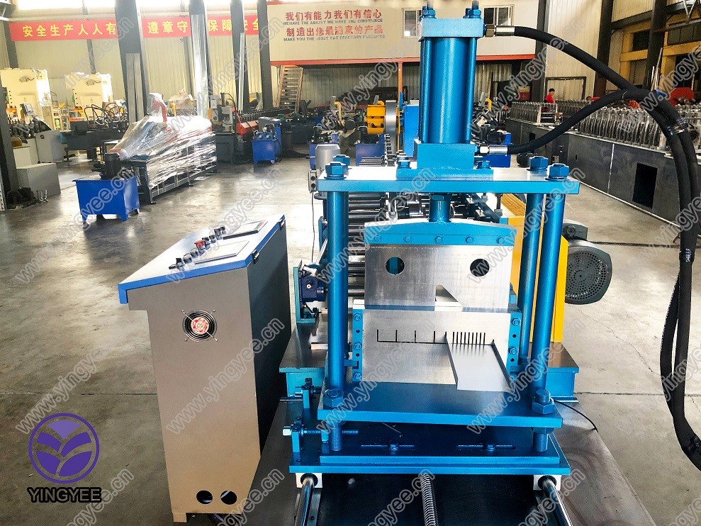 Automatic Width Change Light Keel Roll Forming Machine