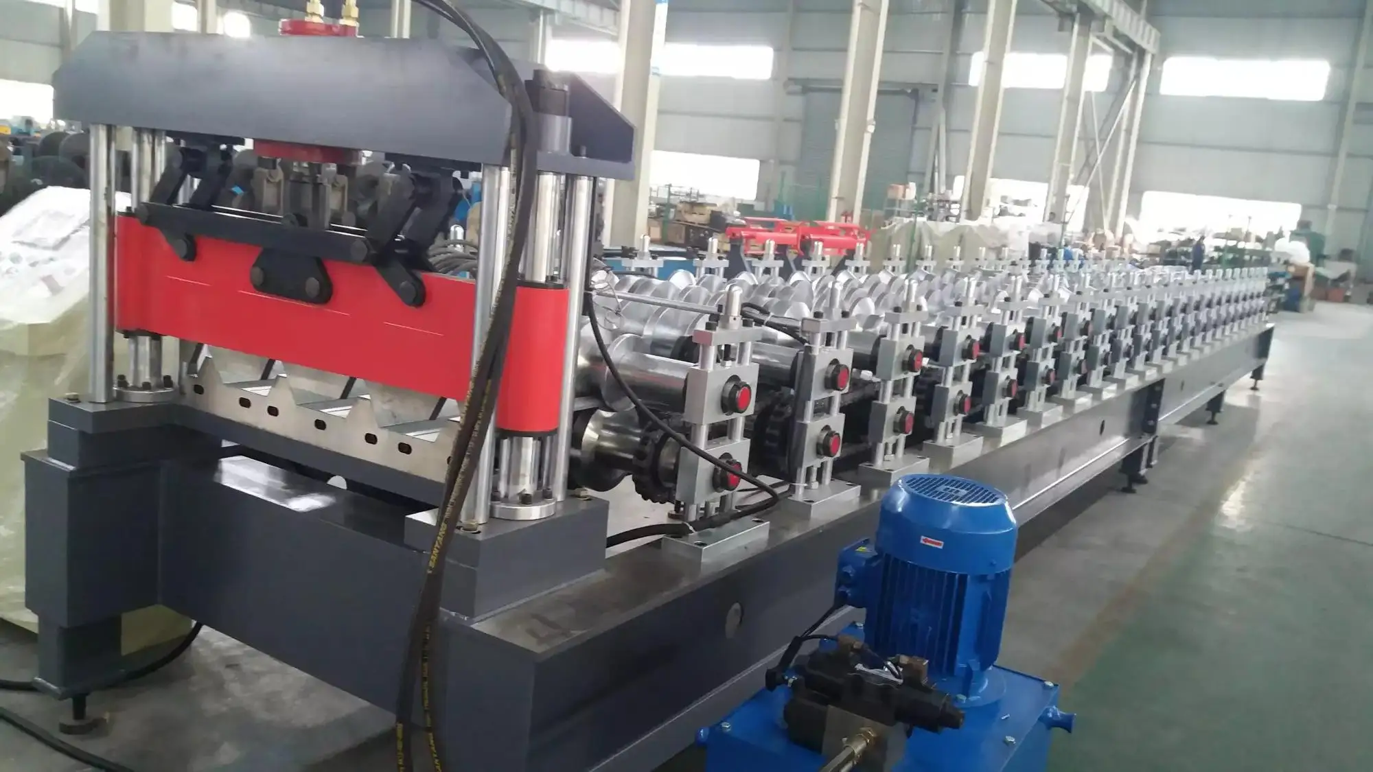 Hydraulic power unit and machine frame