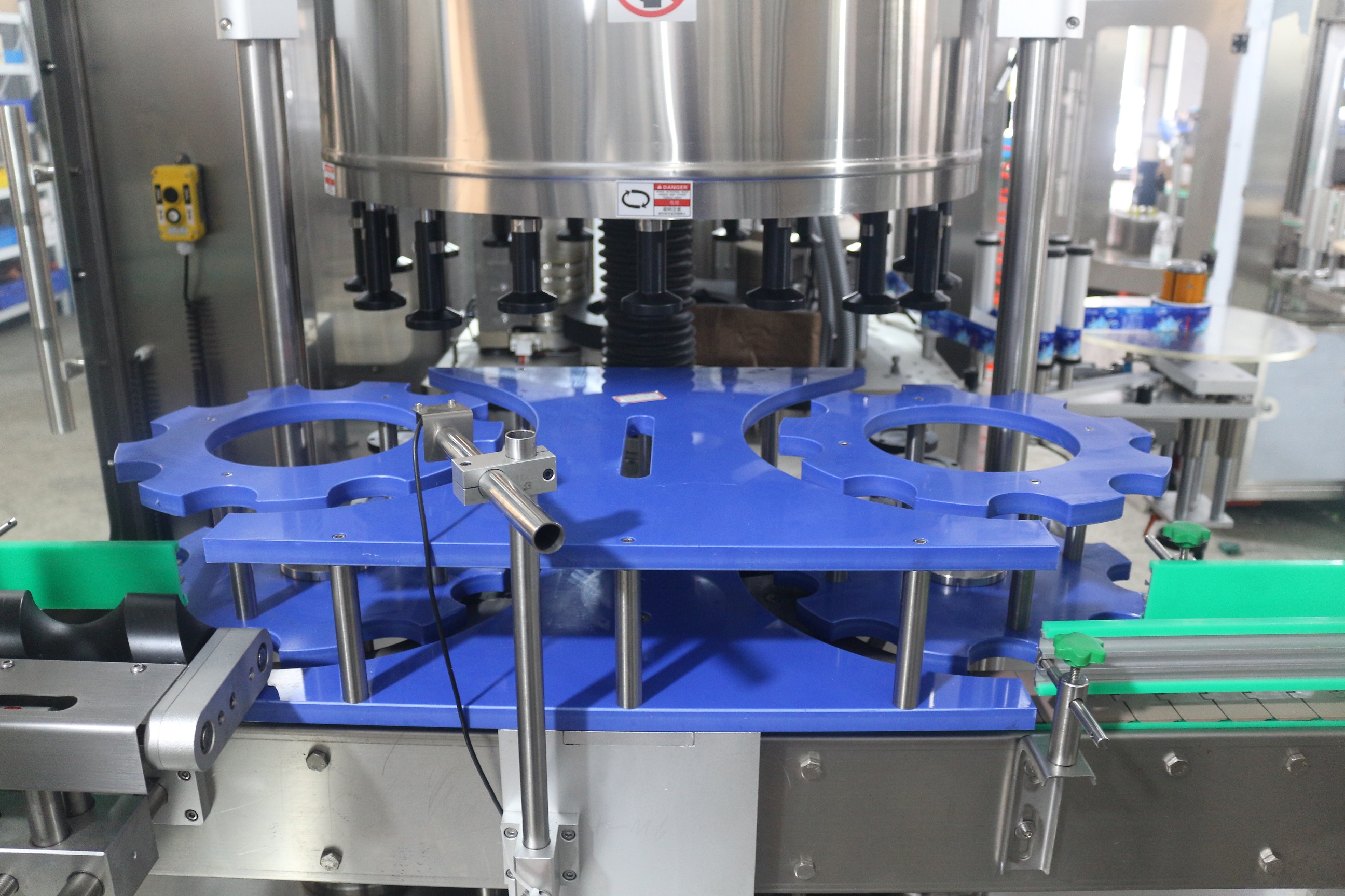 Automatic Rotary Hot Glue Labeling Machine