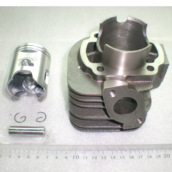 Engine Cylinder Piston Kit