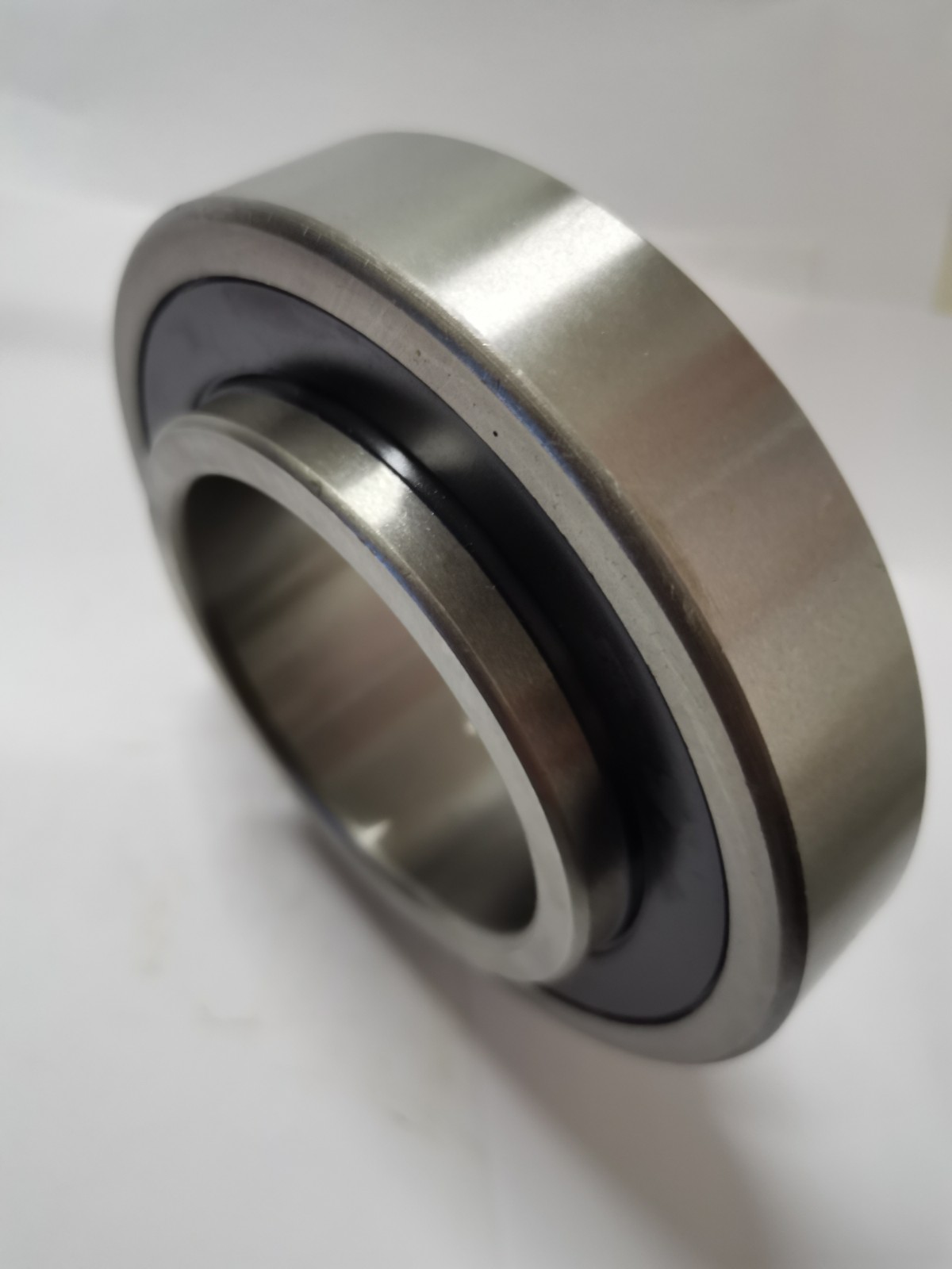 ball bearings , taper roller bearings - Image 3