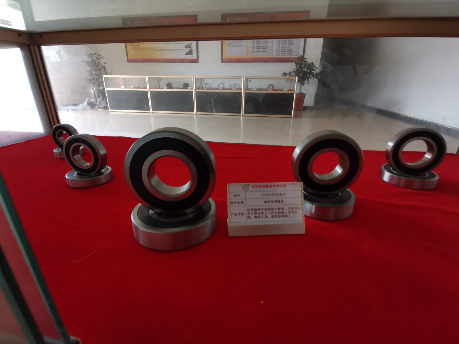 ball bearings , taper roller bearings - Image 2