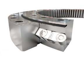 ball/roller combination slewing bearing - Image 3