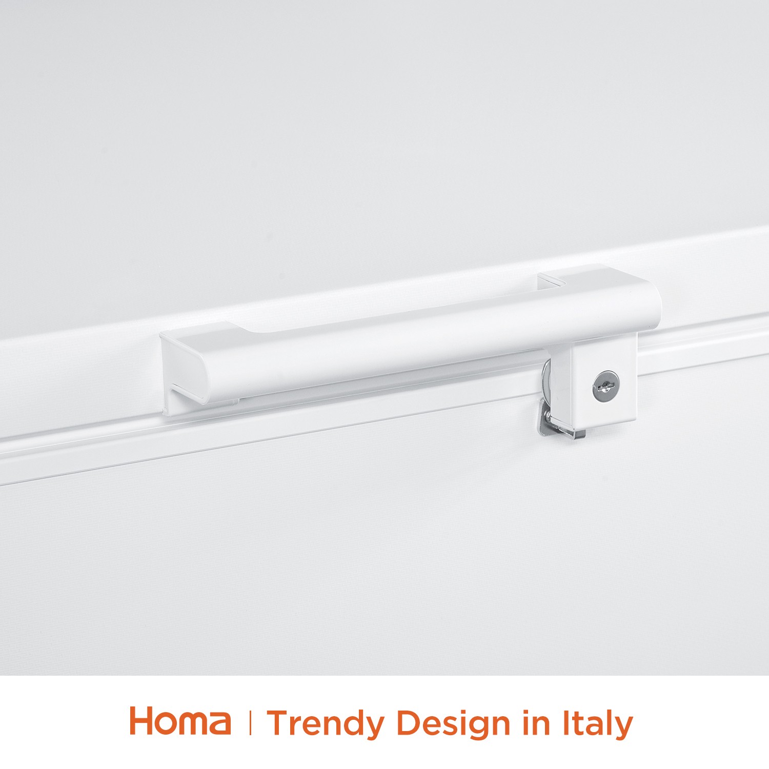 White Chest Freezer with 1120x700x850mm Dimensions