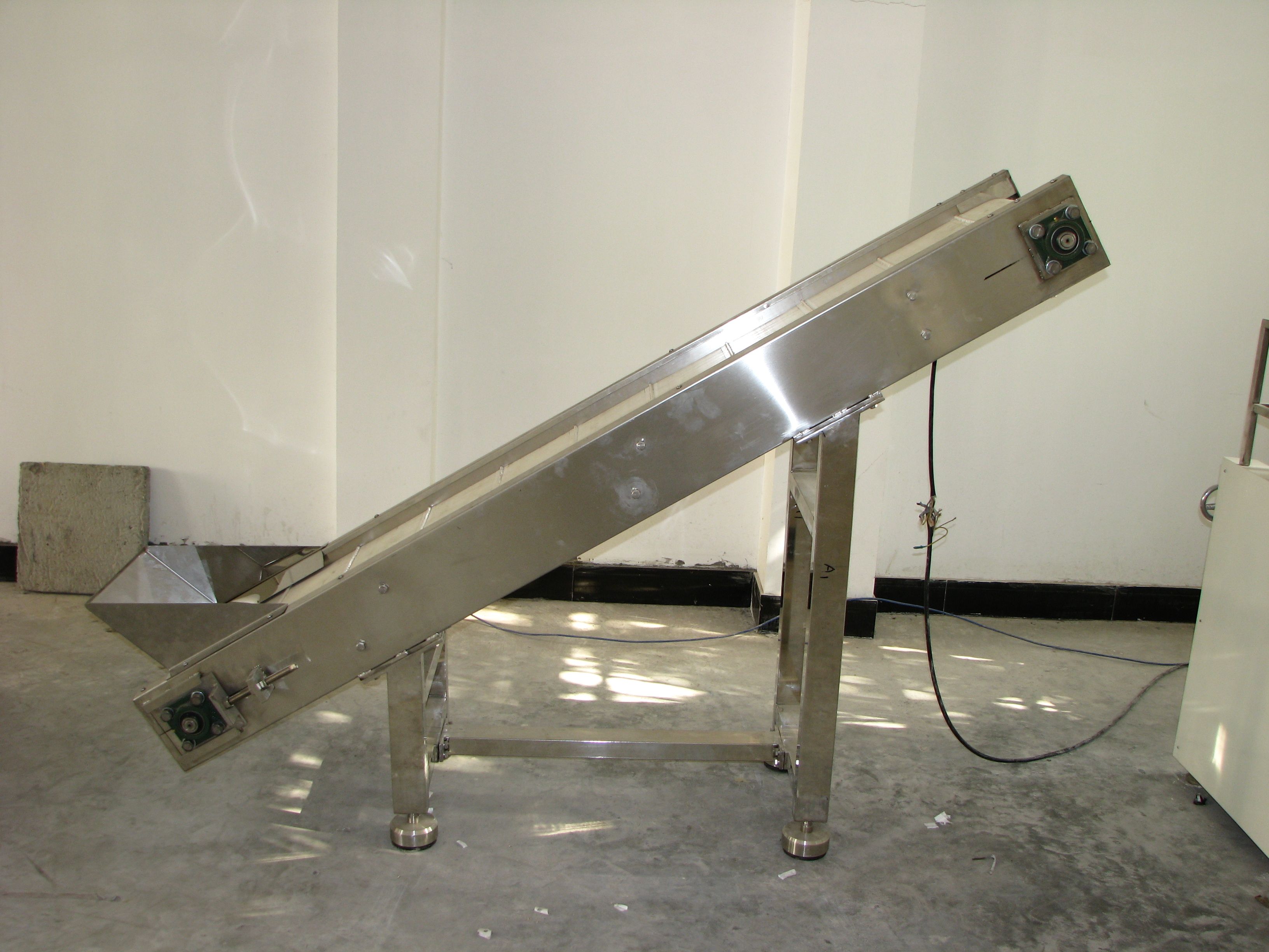 Stainless Steel Belt Conveyor