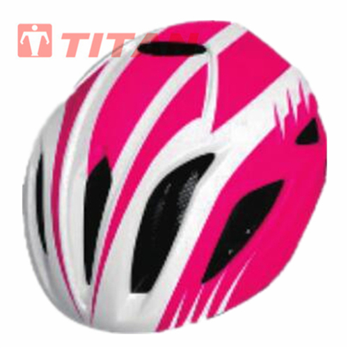 Bicycle helmet in road cycling context