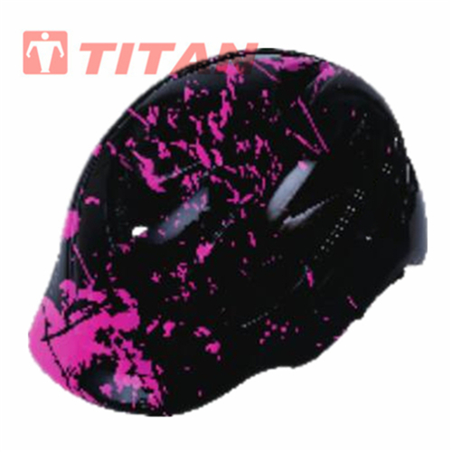 Bicycle helmet with pink splatter design pattern