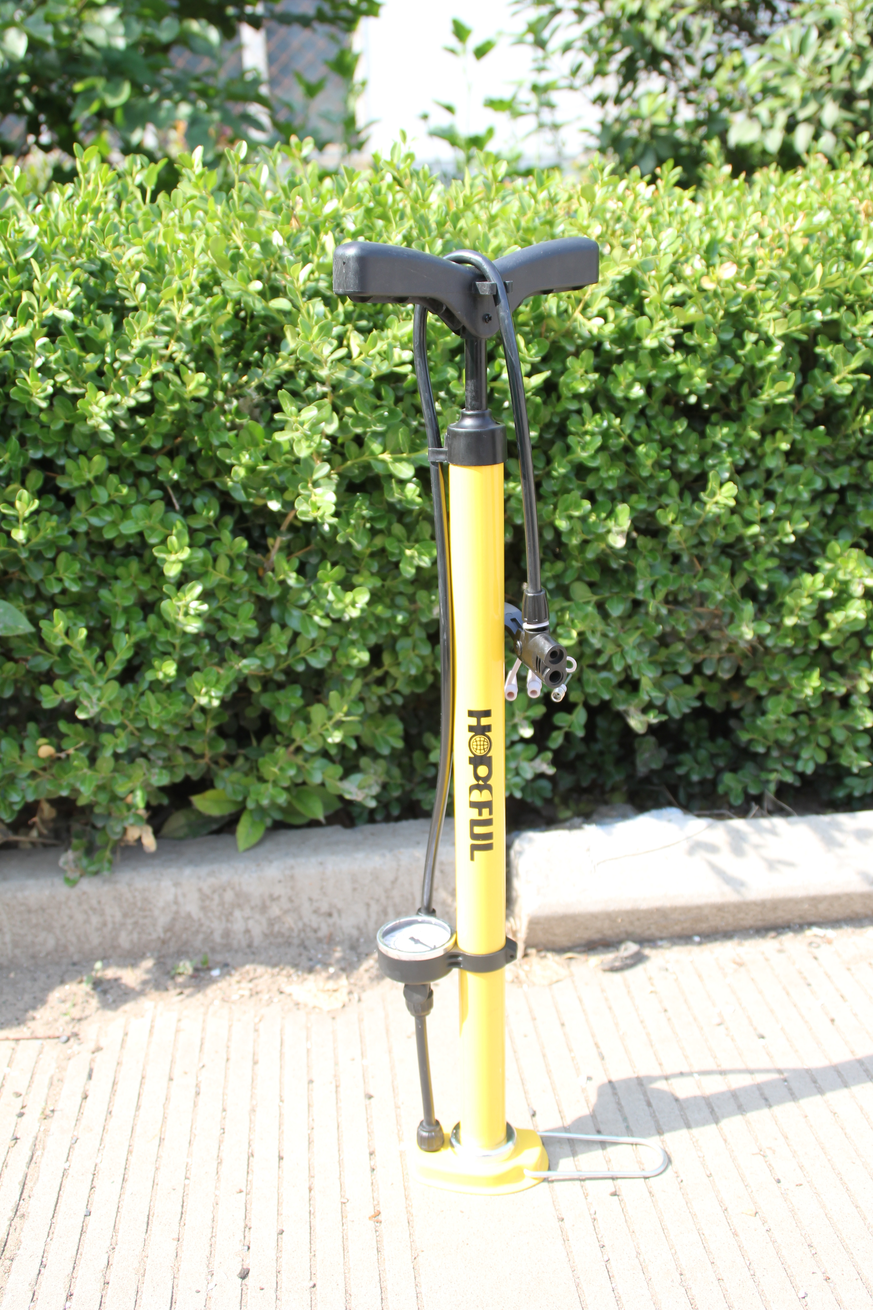 bicycle pump - Image 2