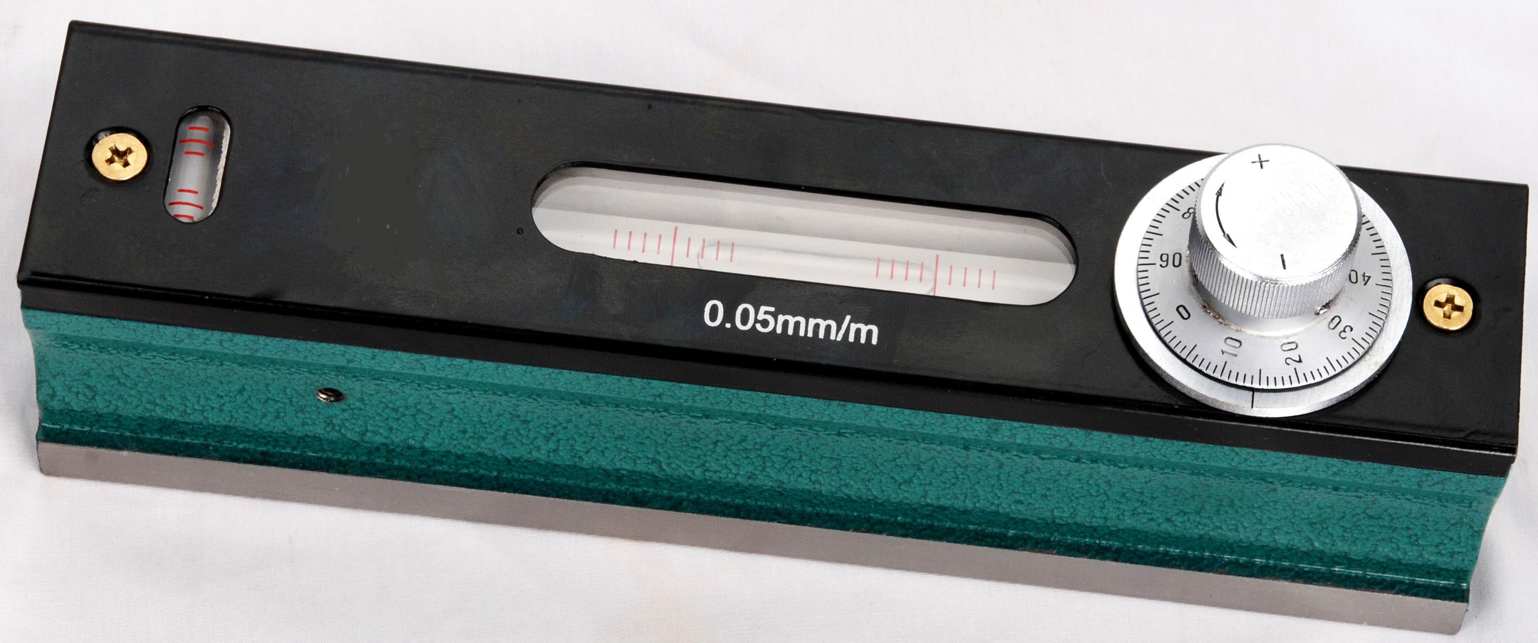 Precision Block Level with Angle Adjustment