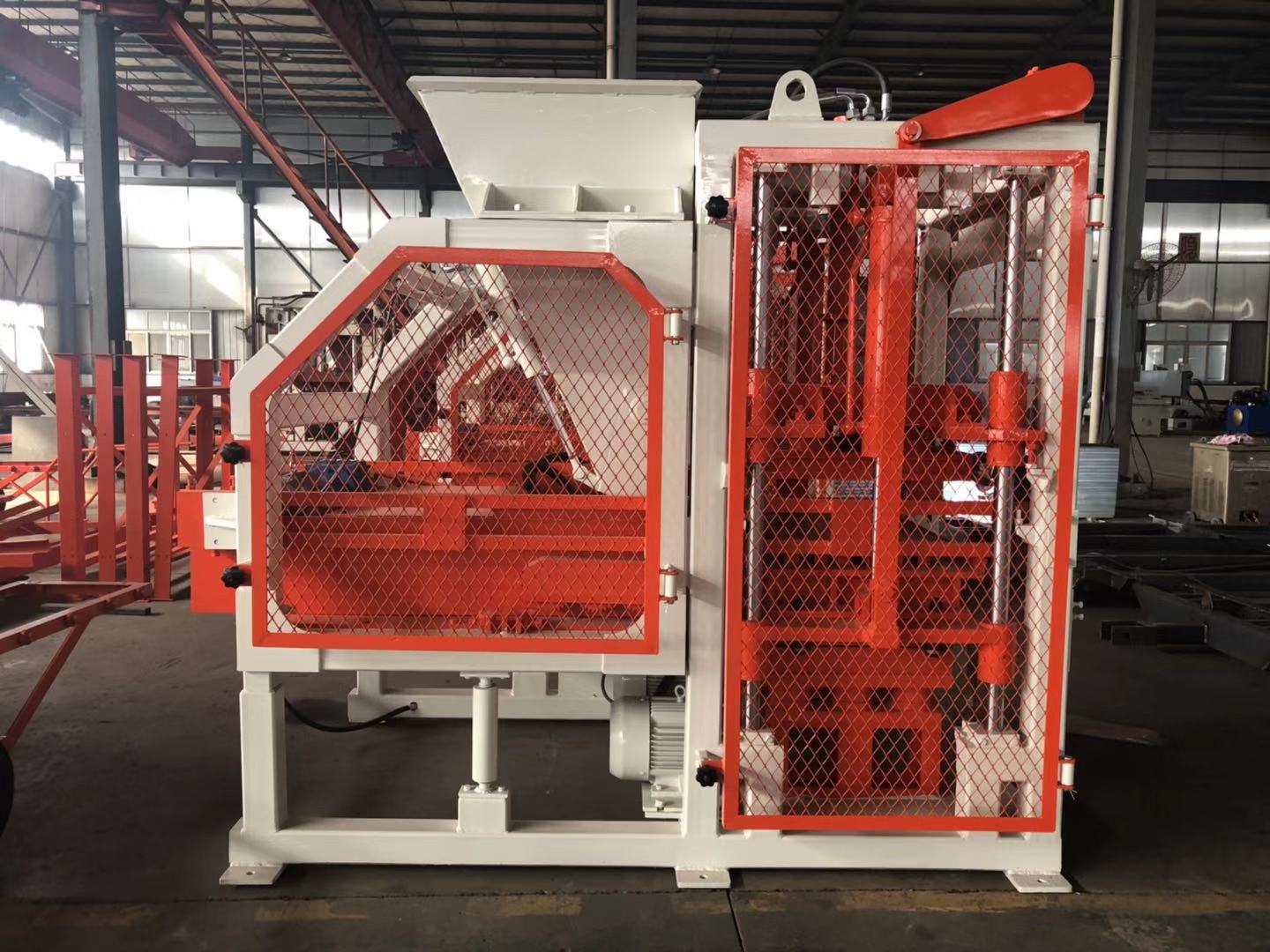 Block making Machine - Image 3