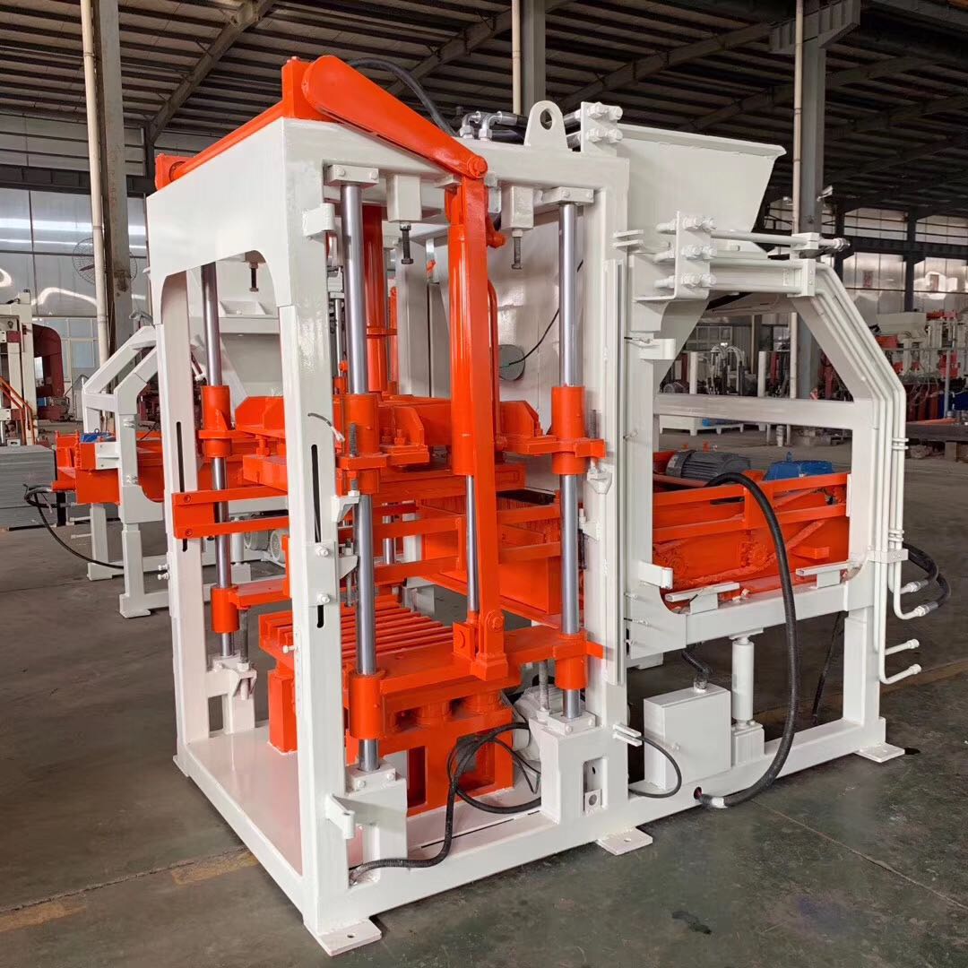 Concrete Block Making Machine
