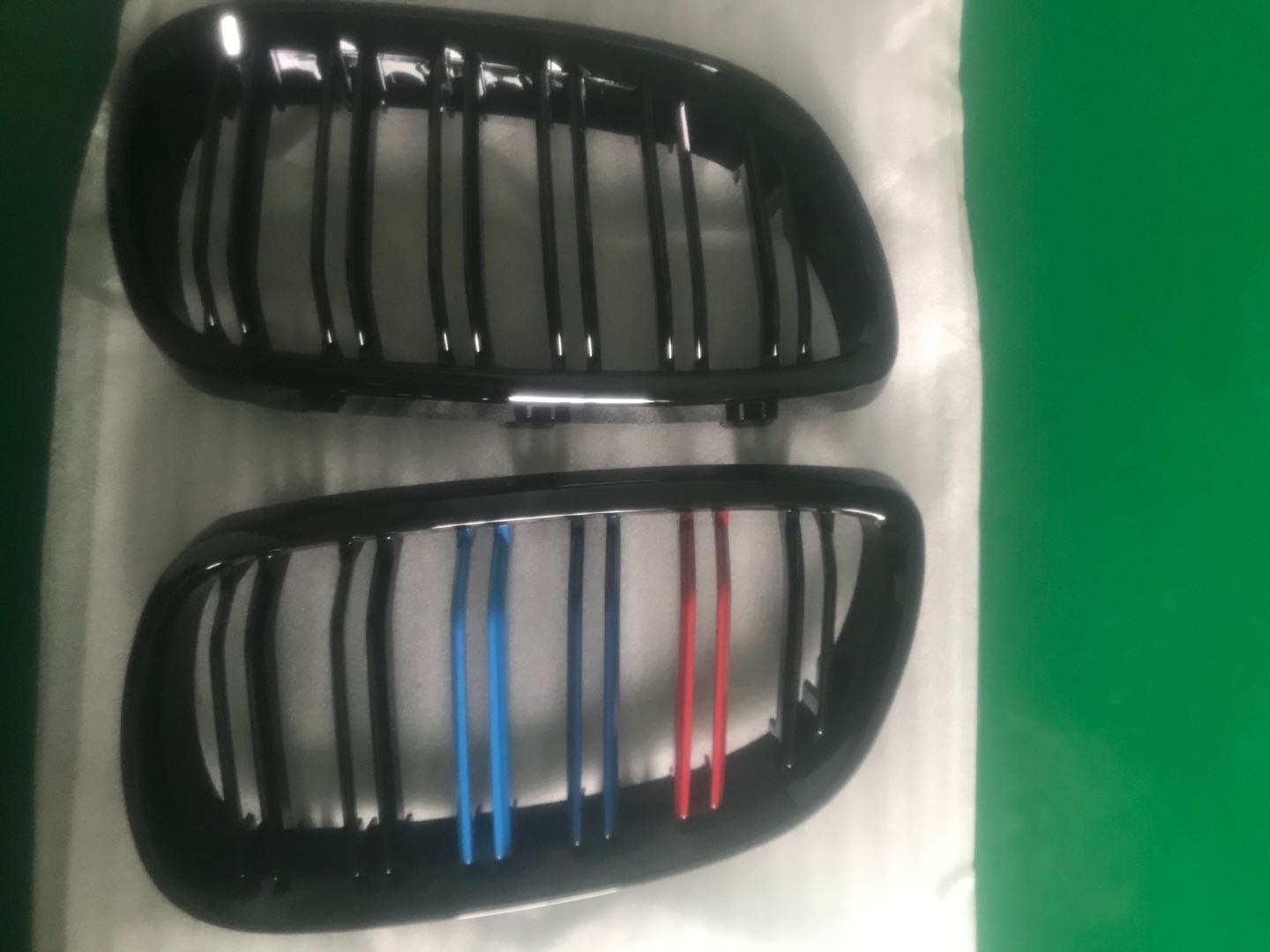 High-Gloss Black Double Slat Kidney Grilles for 2006-2009 BMW 3 Series E92