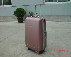 Rose Gold Hardshell Spinner Suitcase
