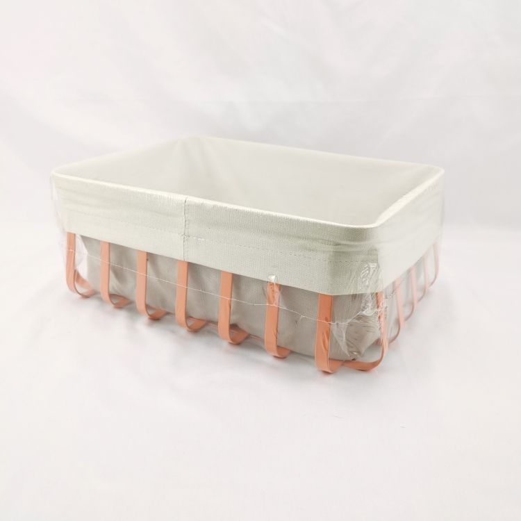 Fabric Lined Bread Basket with Metal Frame