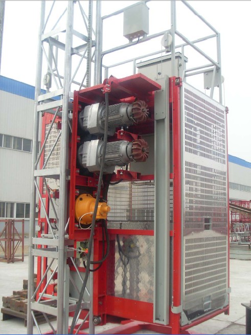 Building Hoist SC100 - Image 2