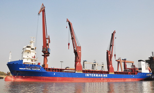 bulk freighter - Image 2