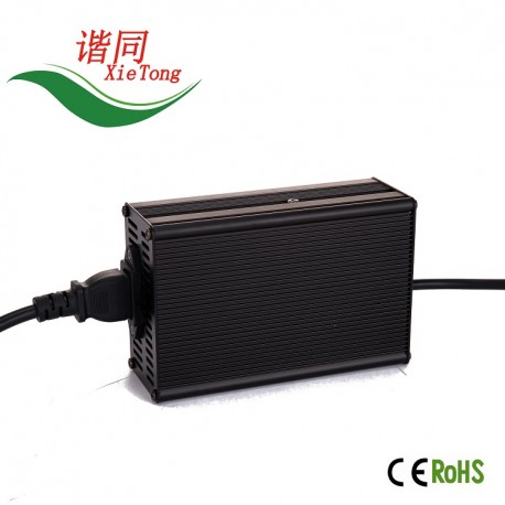 C300 3S 16.8V 15A Li-ion CE certification battery charger for E-bike/Motorcycle/Scooter - Image 2
