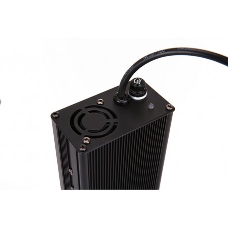 Lithium-Ion Battery Charger 12.6V 20A