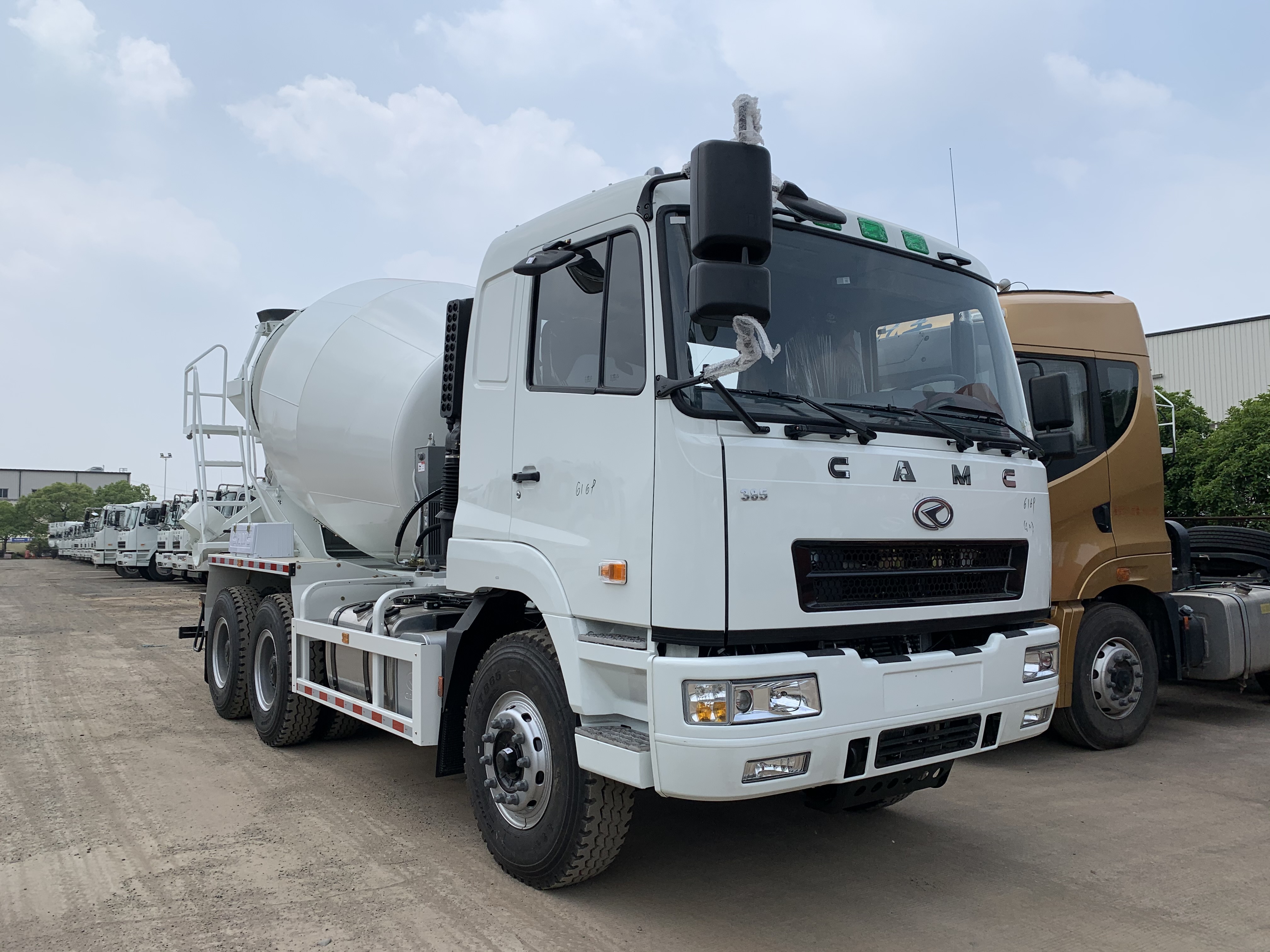 6x4 Concrete Mixer Truck