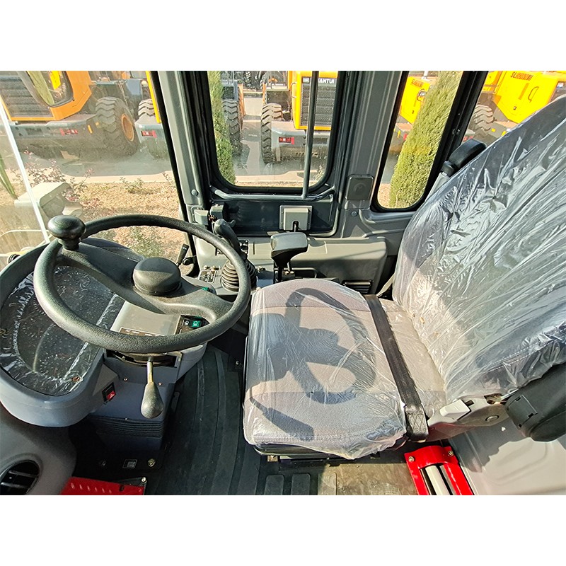 0.7-Ton Compact Wheel Loader
