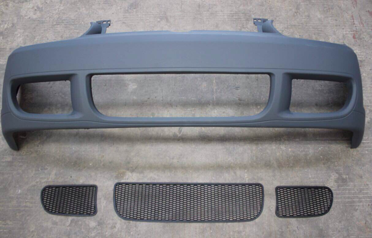 Car Front Bumper for VW Golf 4 R32 (2003-2005)