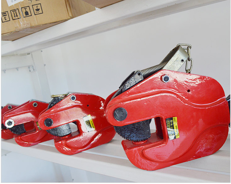 Vertical Lifting Clamp for Steel Plates