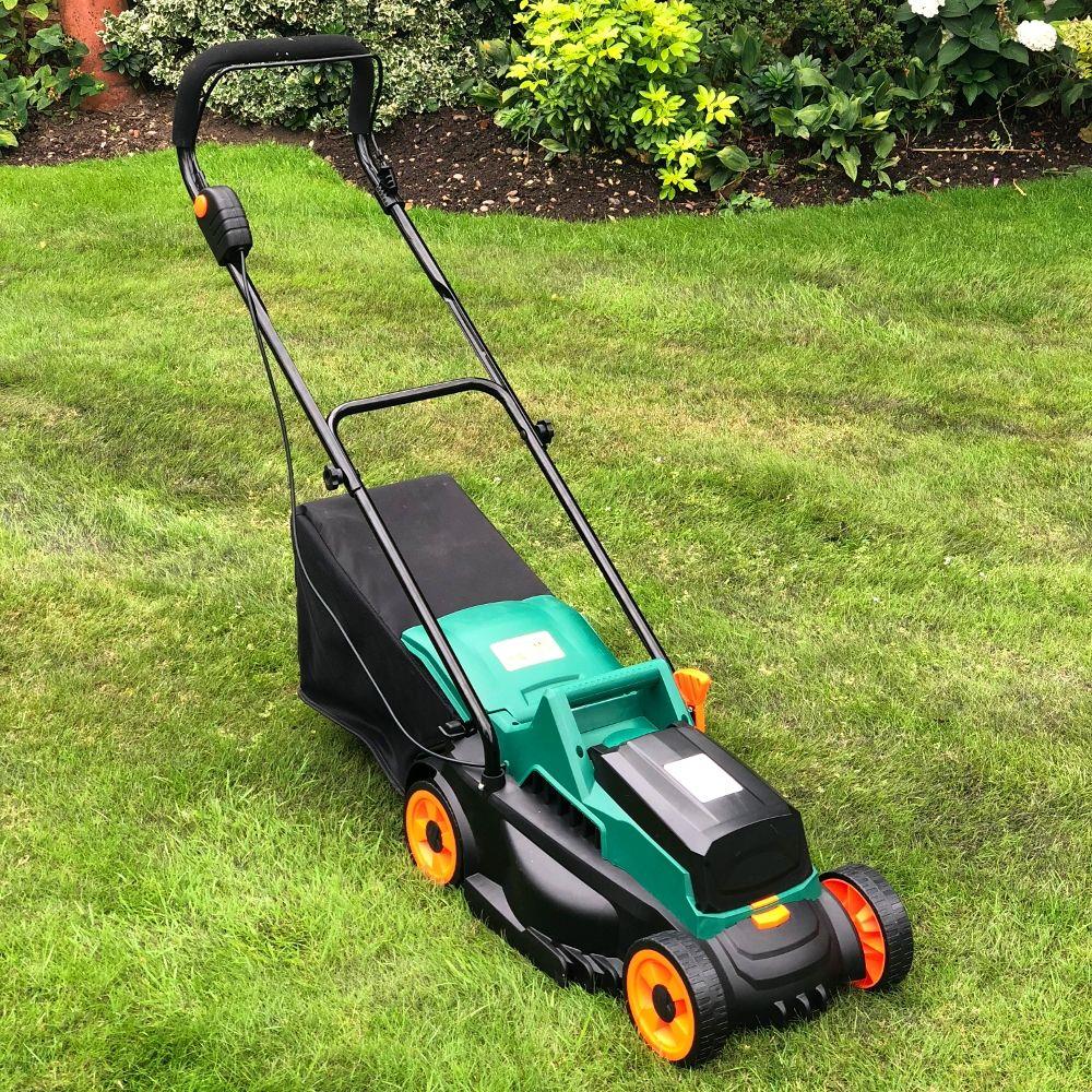 Lawnmower with grass collection bag and adjustable height levers