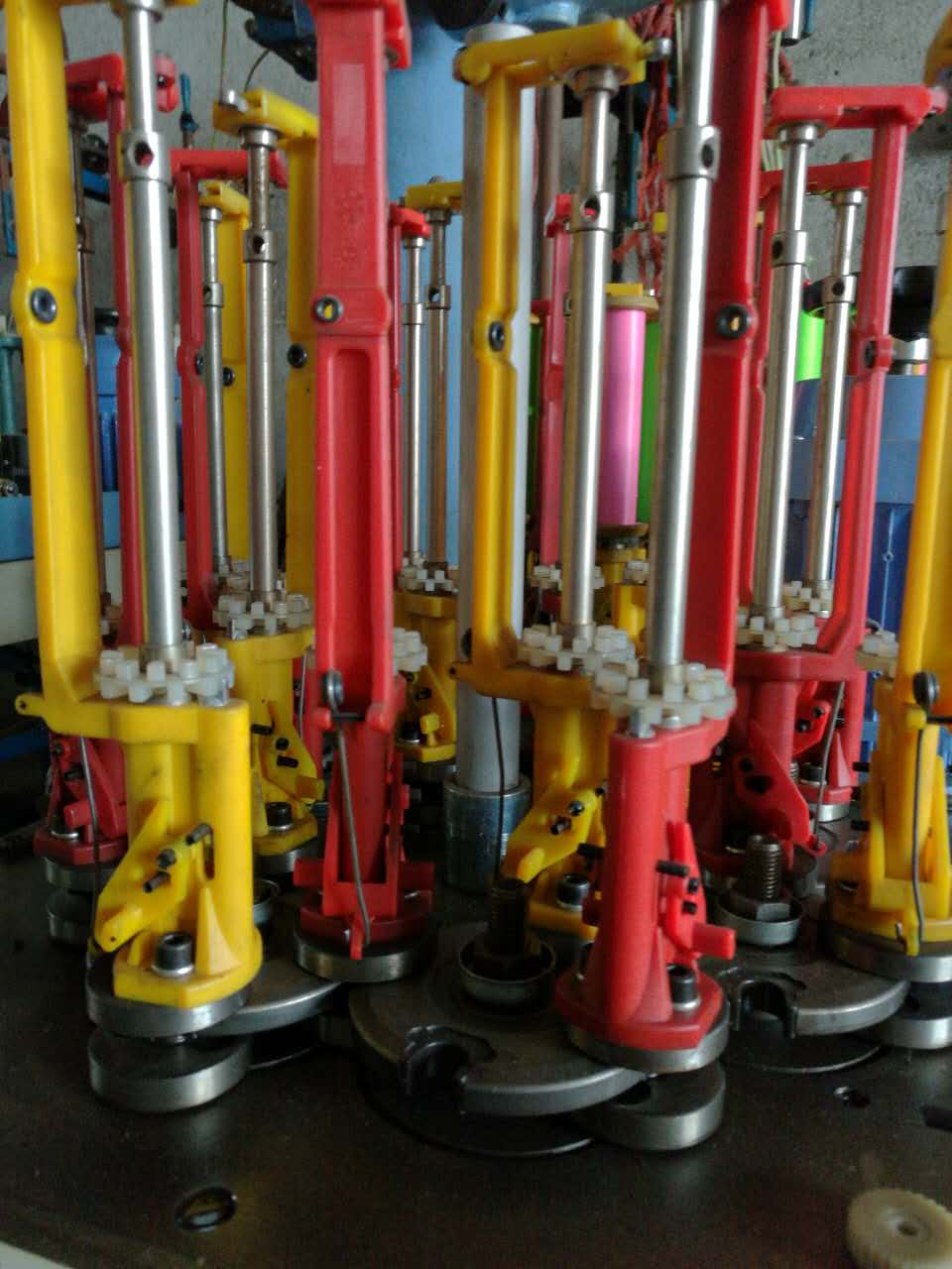 China factory supply 25 Spindle High Speed Lace Braiding Machine - Image 2