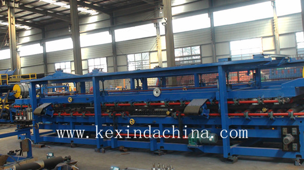 Industrial roll forming machine with conveyor system