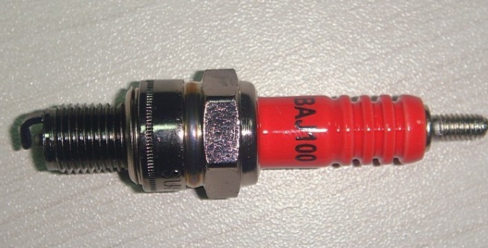 China Red porcelain surface-sparking plugs,red perceline - Image 4