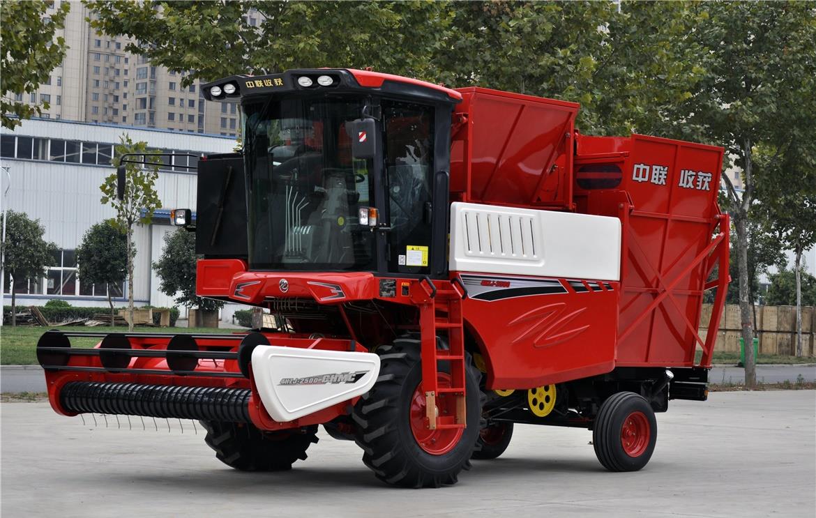 Front view of the harvesting header and operator cab