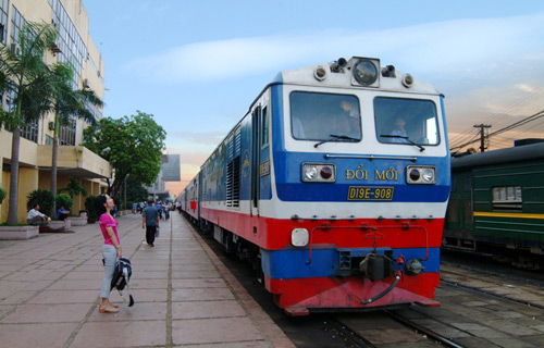 Meter-Gauge Diesel-Electric Locomotive for Passenger and Freight Transport