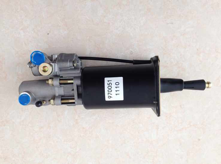 Pneumatic Clutch Servo Booster for Heavy Vehicles