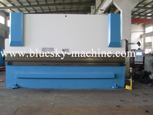 CNC electro-hydraulic synchro press brake - Image 2