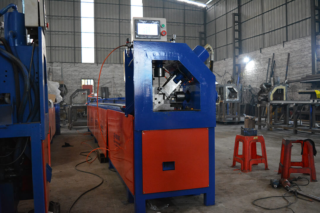 CNC Hydraulic Angle Steel Punching Machine - Image 2