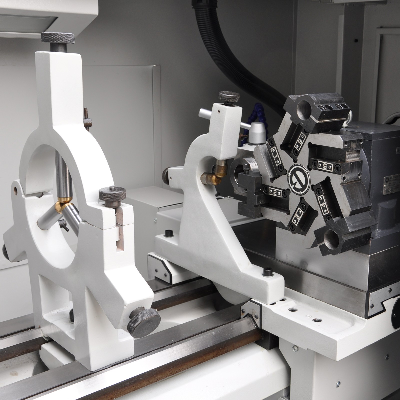 CNC Lathe Machine