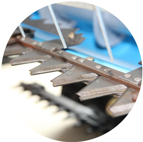 Combine Harvester Searies (with 1000mm width cutter bar) - Image 2