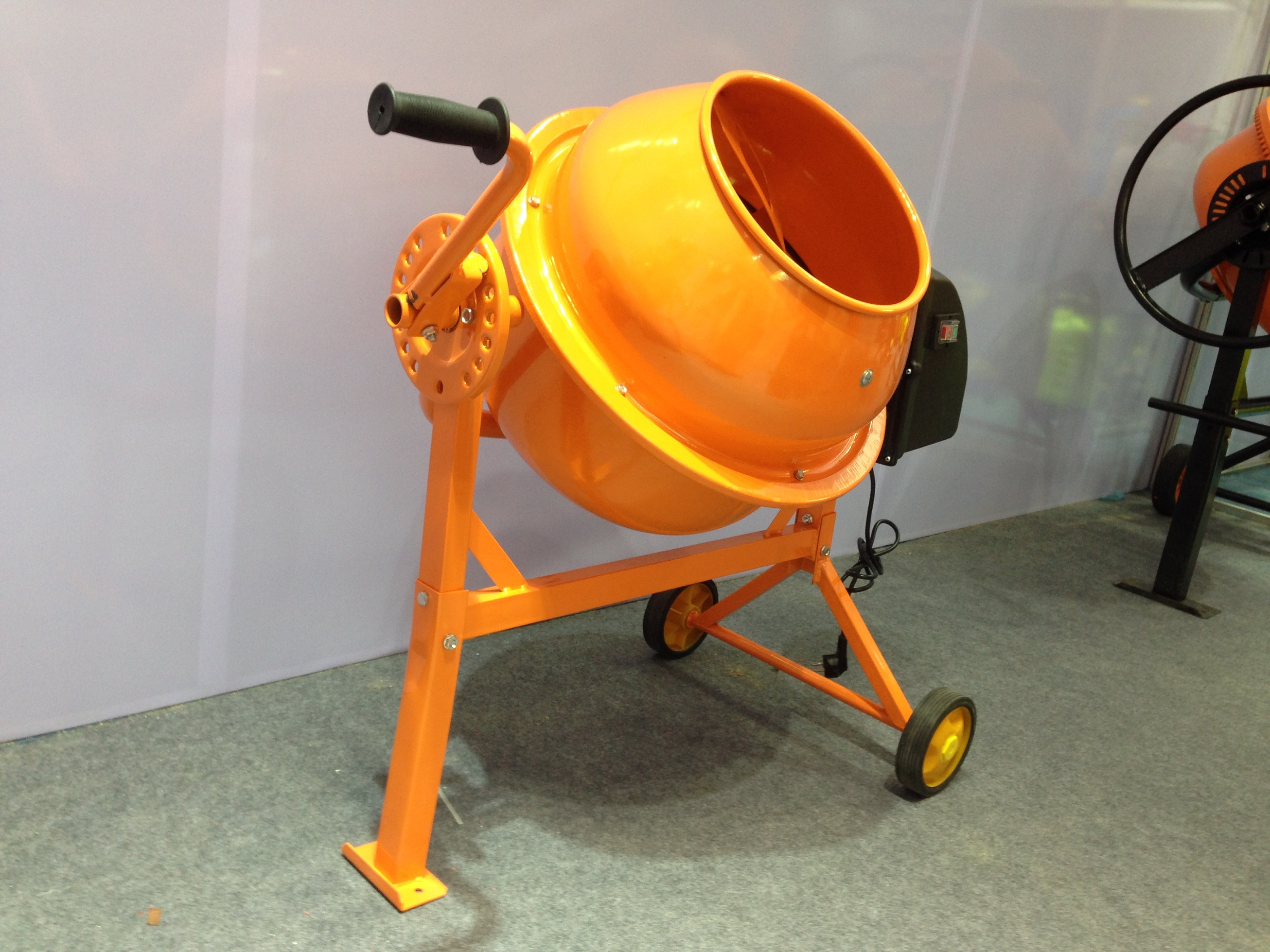 Portable Concrete Mixer with Tilting Drum