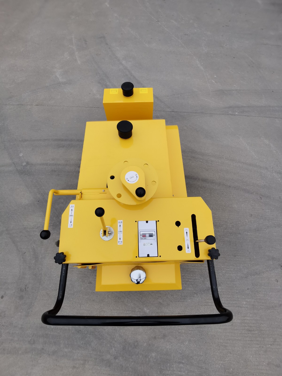 Concrete pavement drawing machine 300 diesel road milling machine road marking machine - Image 2