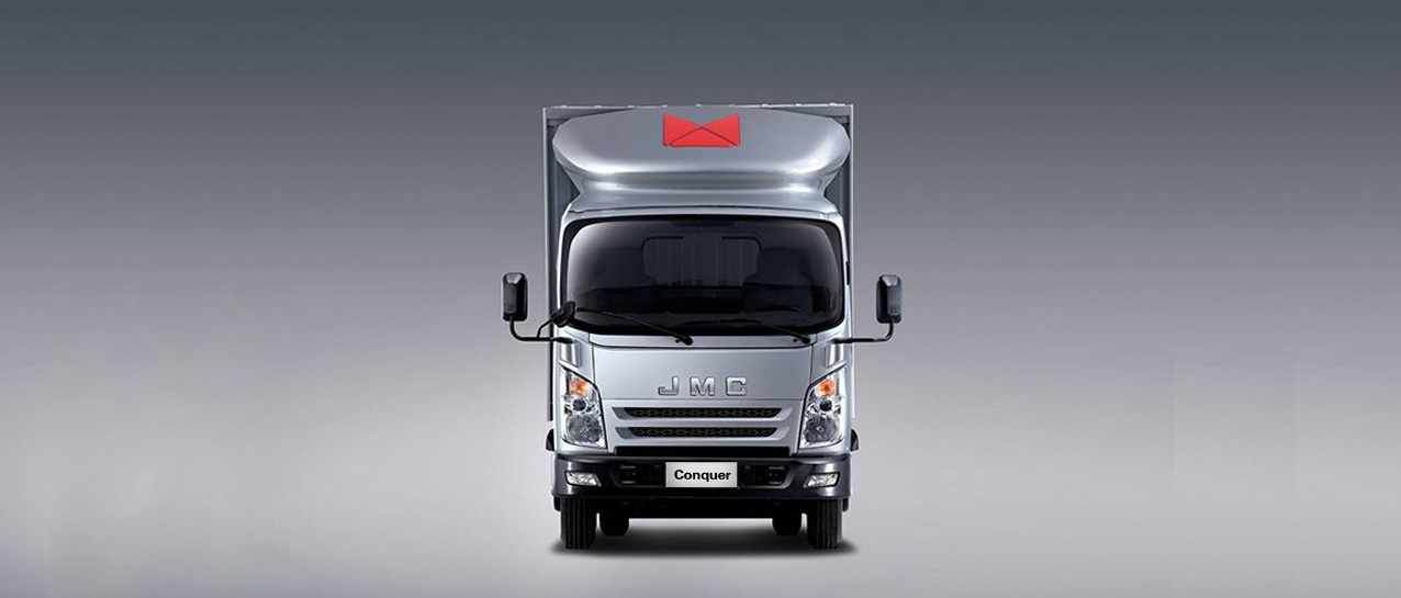 Front view of the commercial truck