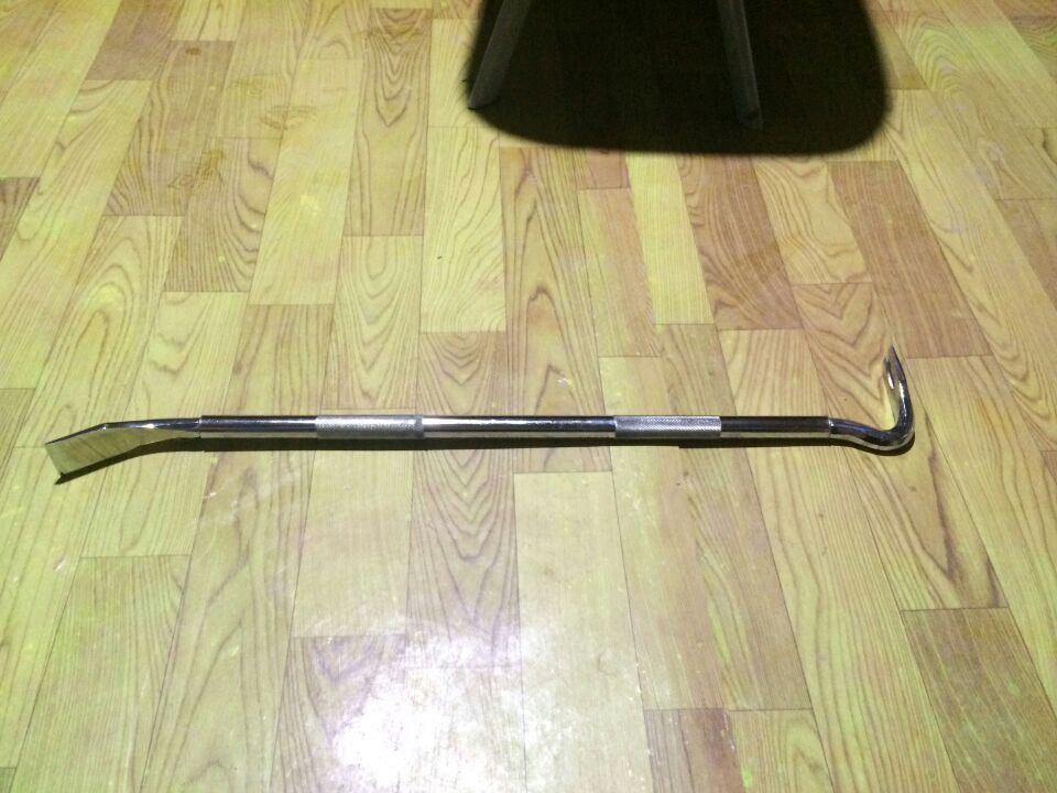 Steel Wrecking Bar