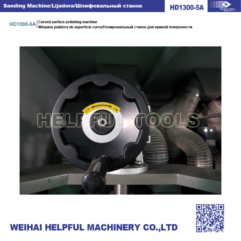 Adjustable mechanism for curved workpieces