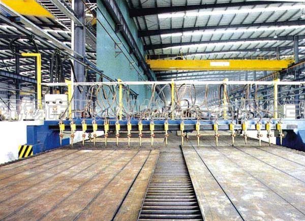 Metal Cutting and Folding Machine