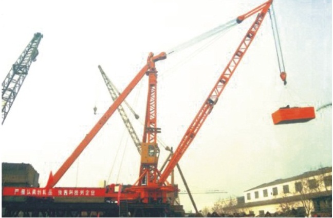 20-120T Mast Crane for Truss Installation