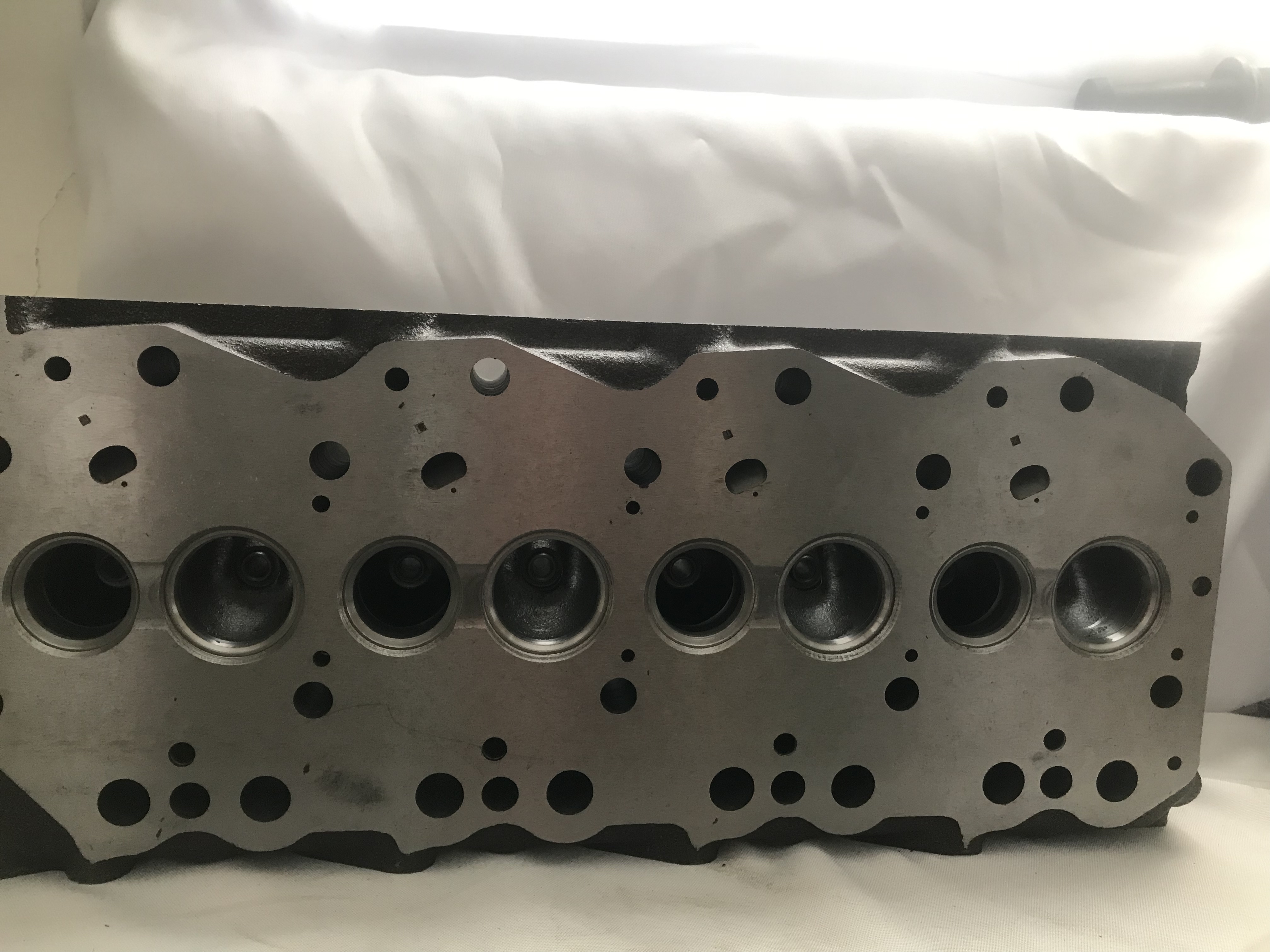 CYLINDER HEAD - Image 2