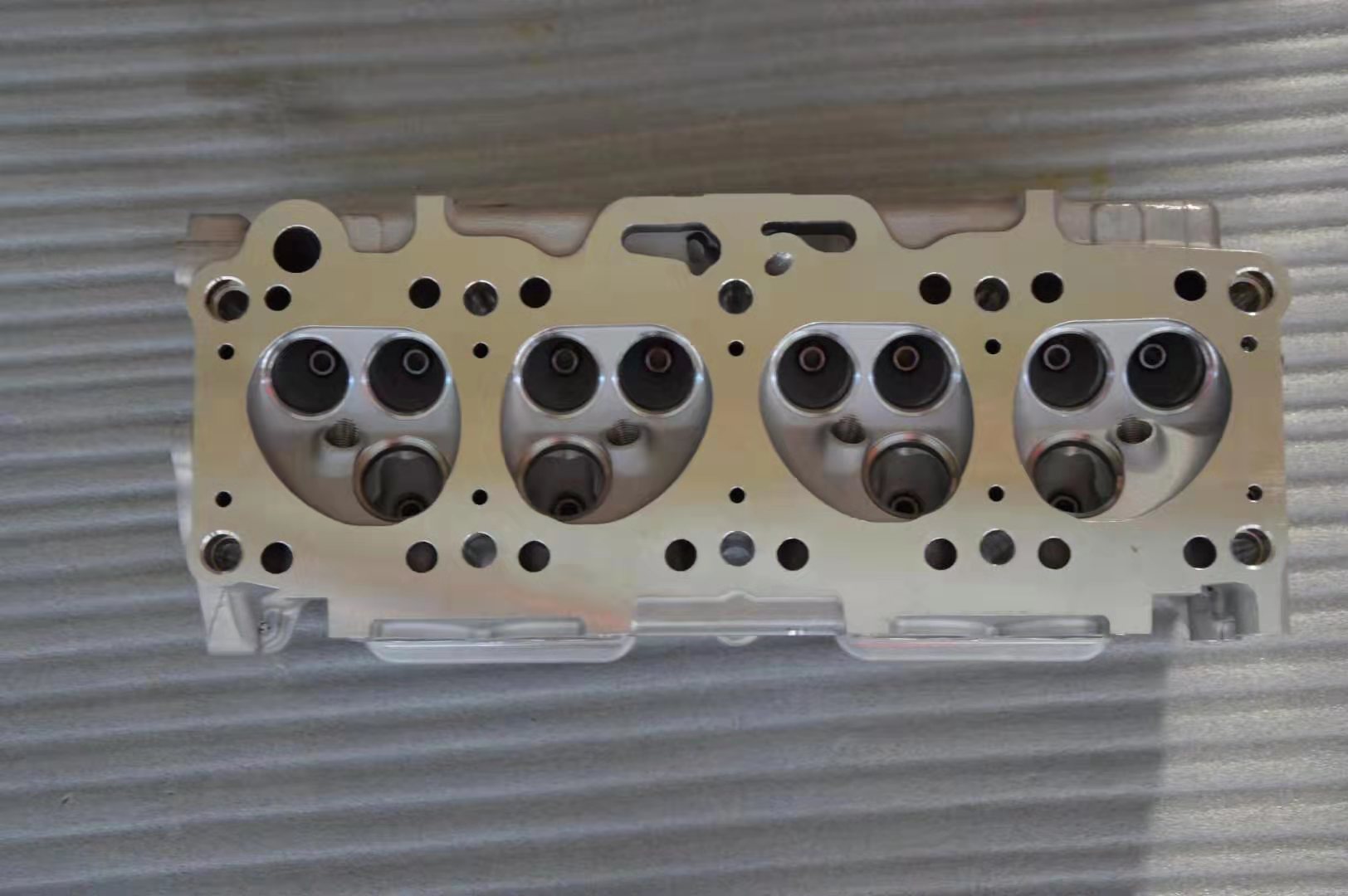 CYLINDER HEAD F2 MAZDA - Image 2