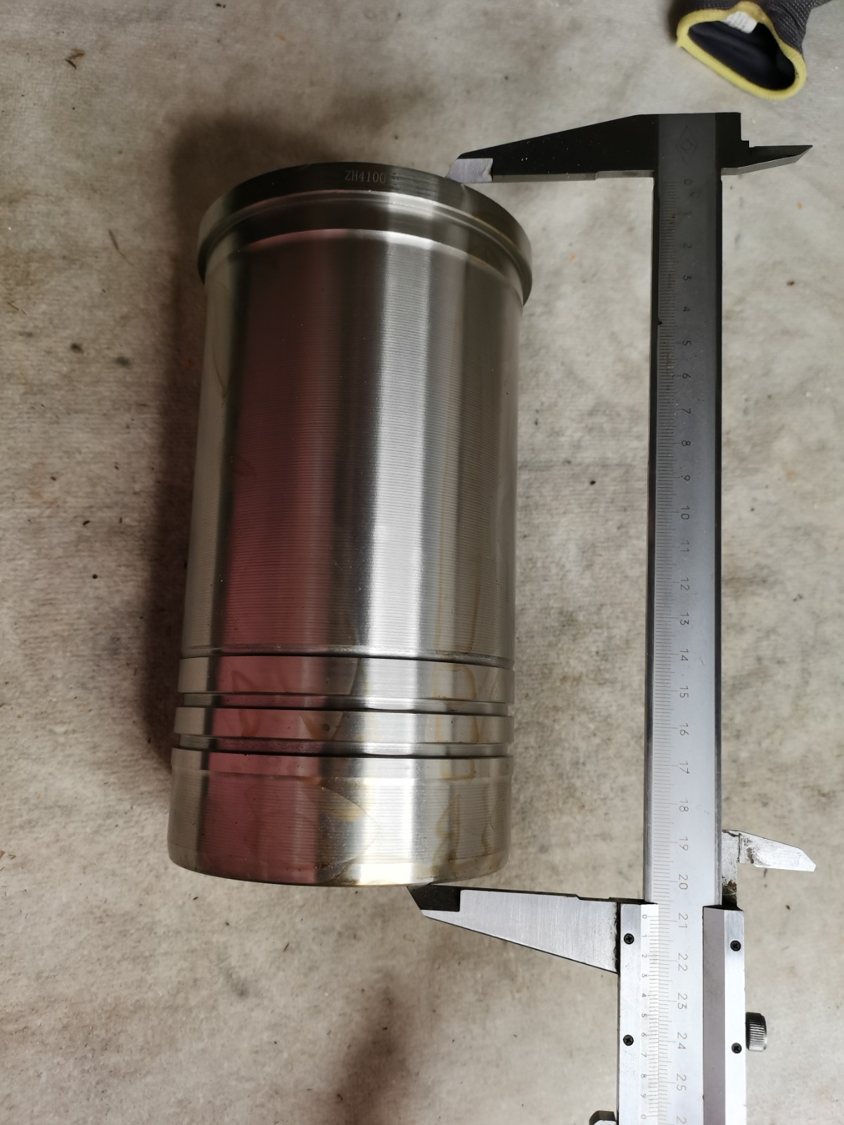 cylinder liner - Image 2