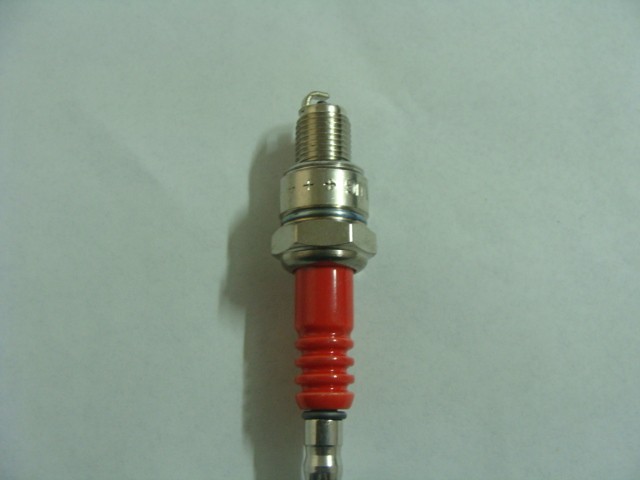 D8TC,SPARK PLUG ,MOTOR PARTS - Image 2