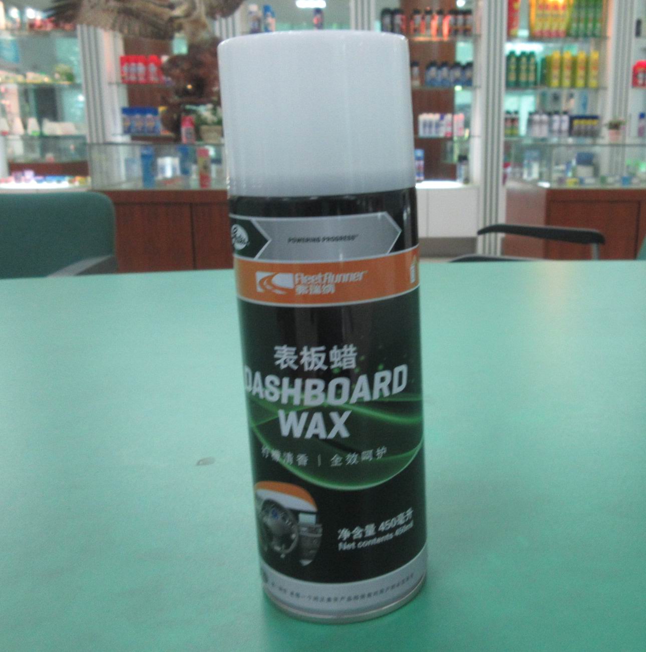 Dashboard Cleaning and Protectant Wax