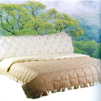 Quilted Bedspread with Tufted Headboard